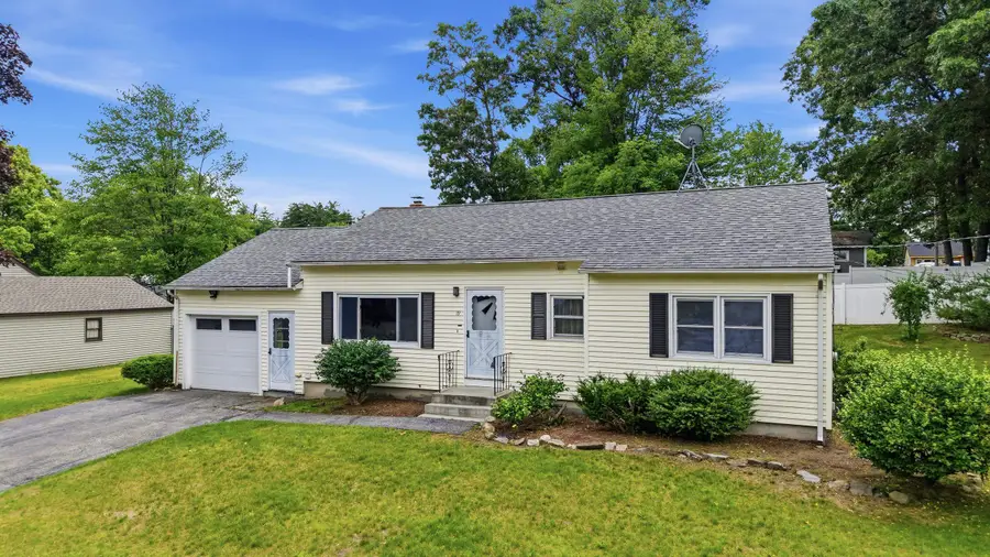 19 Carroll Street, Nashua, NH 03063 - #2