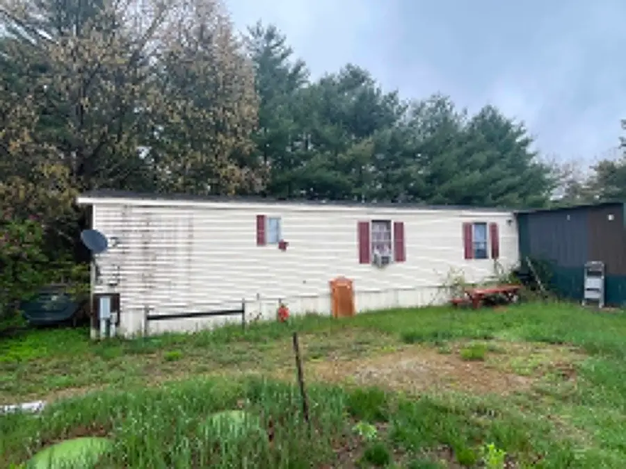 21 Fernald Lane, Rochester, NH 03867 - #3