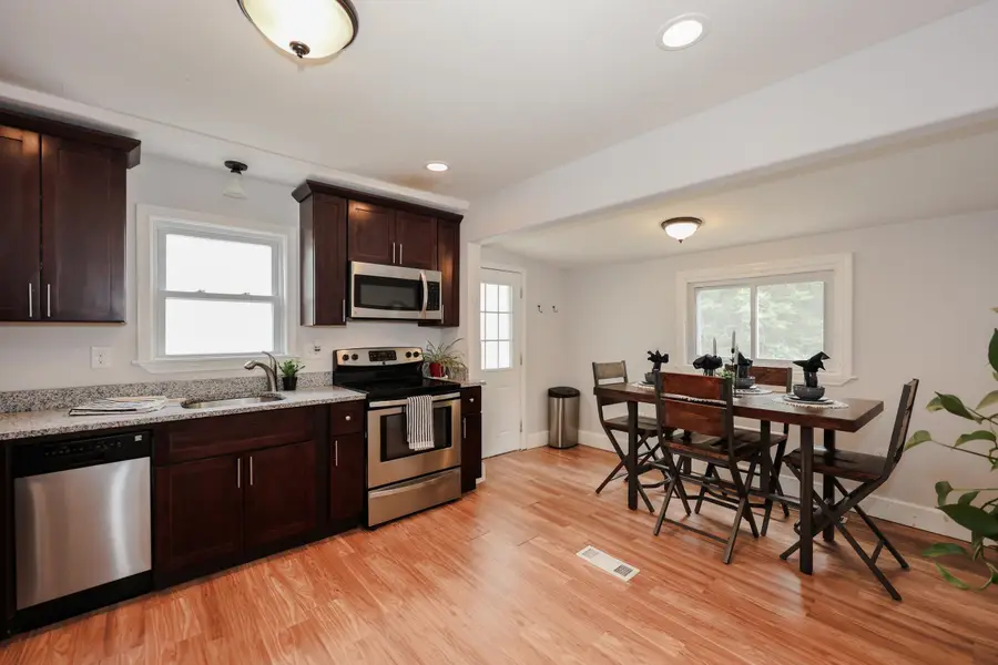 258 Belmont Street, Manchester, NH 03103 - #3