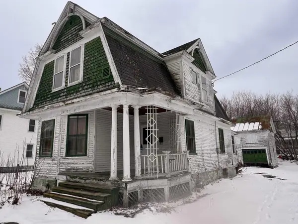 29 dewey Street, Richford, VT 05476
