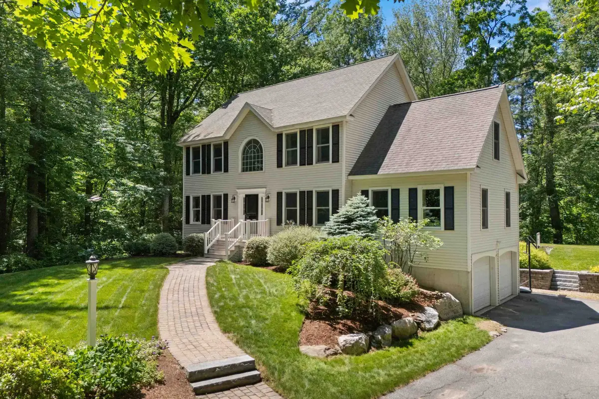 7 Premier Drive, Londonderry, NH 03053 - #1