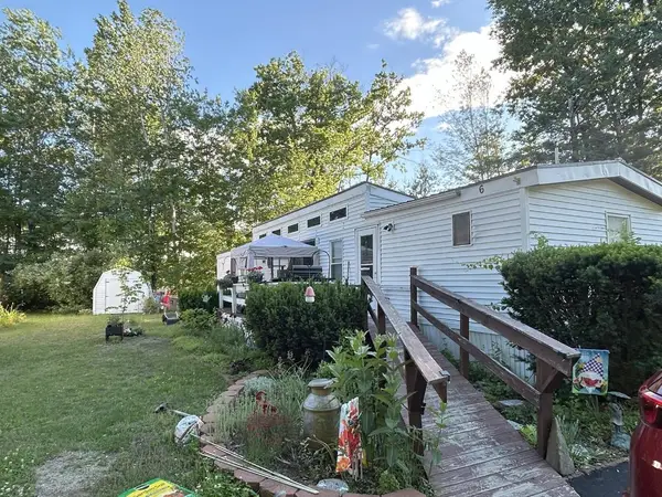 320 Old Lake Shore Road #6, Gilford, NH 03249