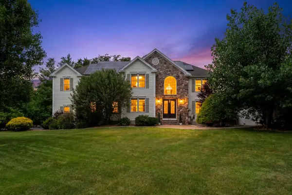 271 Merritt Nyberg Lane, Manchester, NH 03104