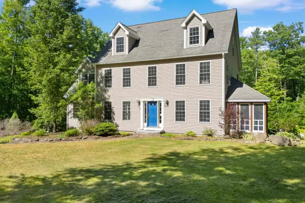 17 Stanley Pond Drive, Rochester, NH 03839