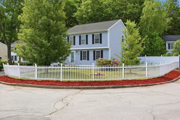 36 Wildwood Street, Manchester, NH 03103