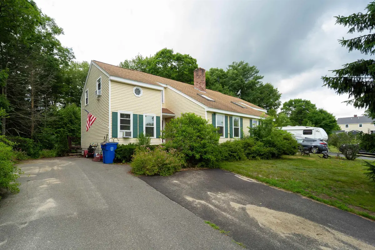 1-A Karen Lane, Londonderry, NH 03053 - #1