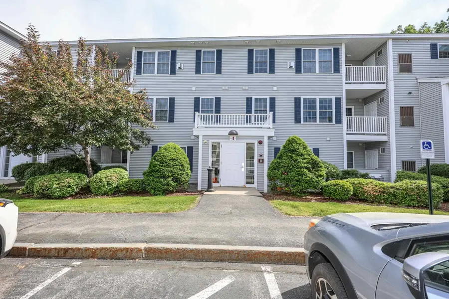 4 Crestview Circle #119, Londonderry, NH 03053 - #3