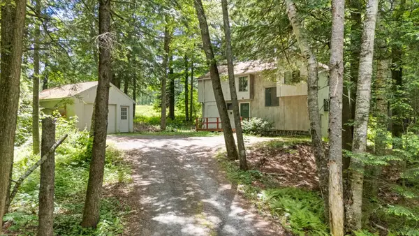 3 Longwood Drive, Grantham, NH 03753