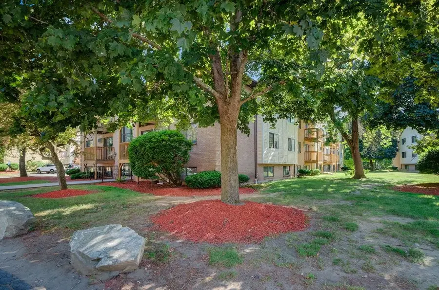 5 Lancelot Court #2, Salem, NH 03079 - #3