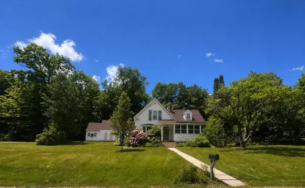 11 Robbins Road, Fitzwilliam, NH 03447