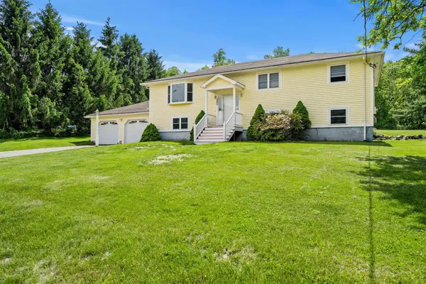 240 Hampstead Street, Methuen, MA 01844