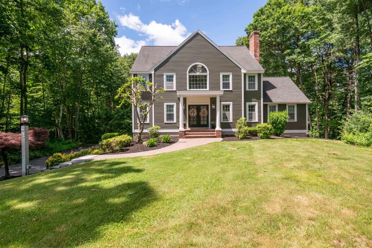 8 Coventry Lane, Derry, NH 03038 - #1