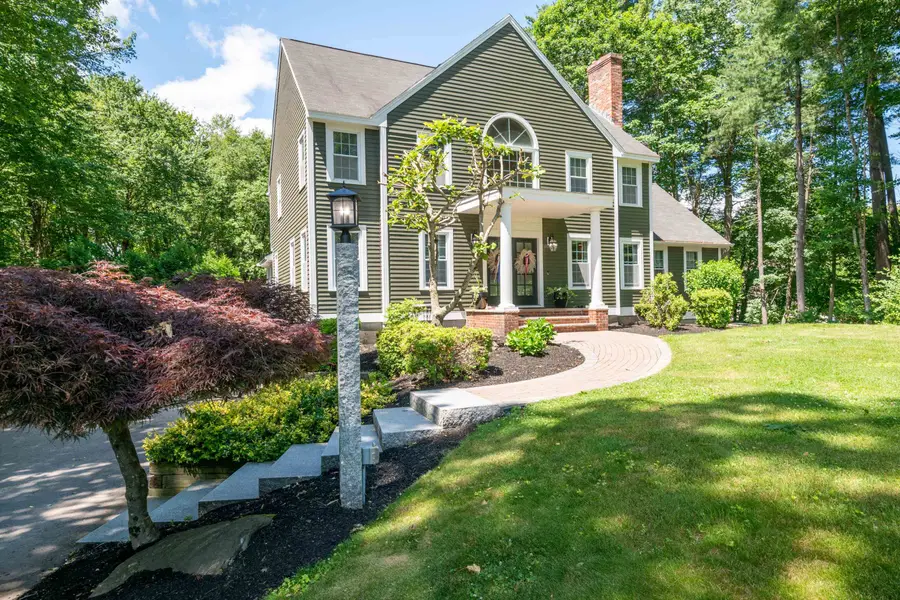 8 Coventry Lane, Derry, NH 03038 - #3