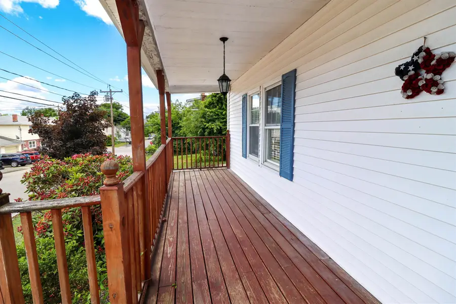 136 Morgan Street, Manchester, NH 03102 - #3