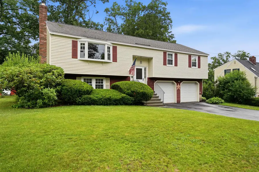 26 Veronica Avenue, Salem, NH 03079 - #3