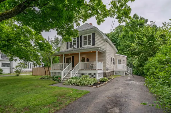24 Fairview Avenue, Derry, NH 03038