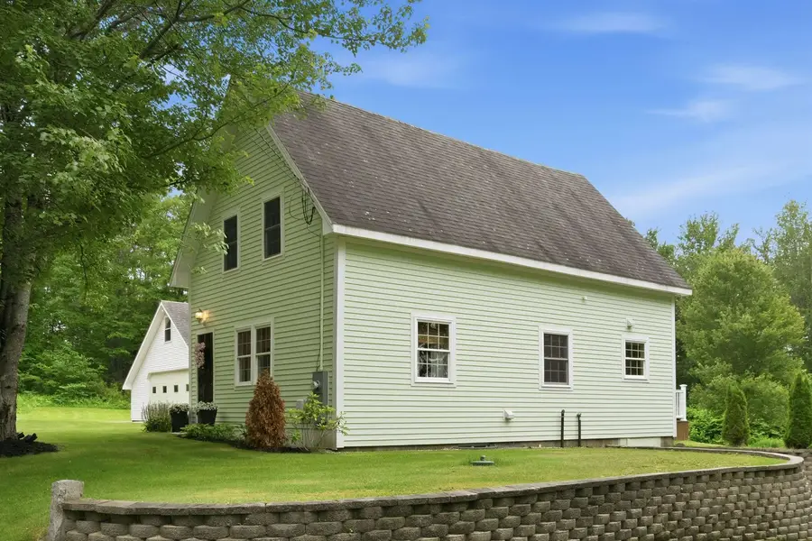148 E Holderness Road, Holderness, NH 03245 - #2