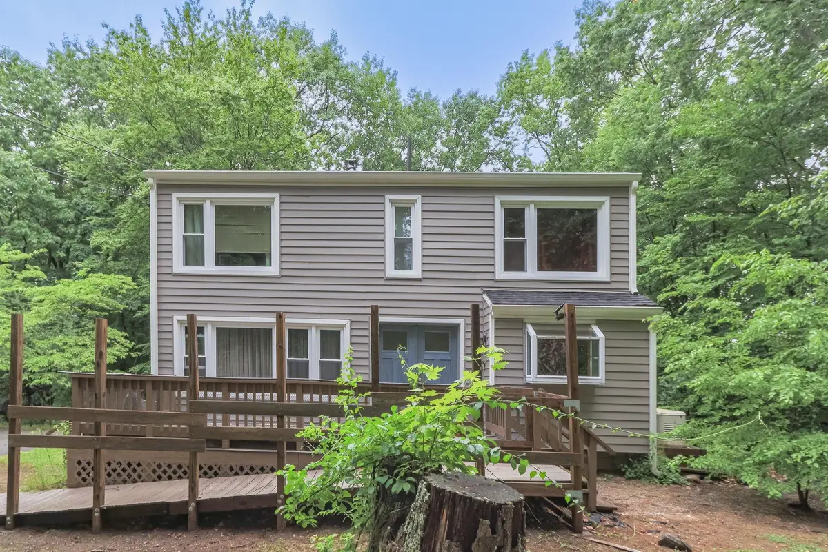 20 Redfield Circle, Derry, NH 03038-4839 - #1
