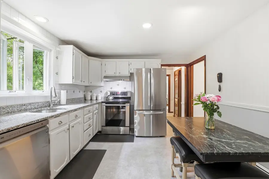 9 King Edward Drive, Londonderry, NH 03053 - #3