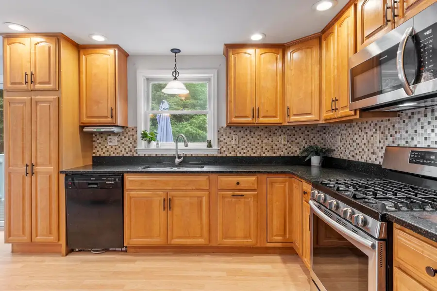 113 Newton Road, Plaistow, NH 03865 - #3