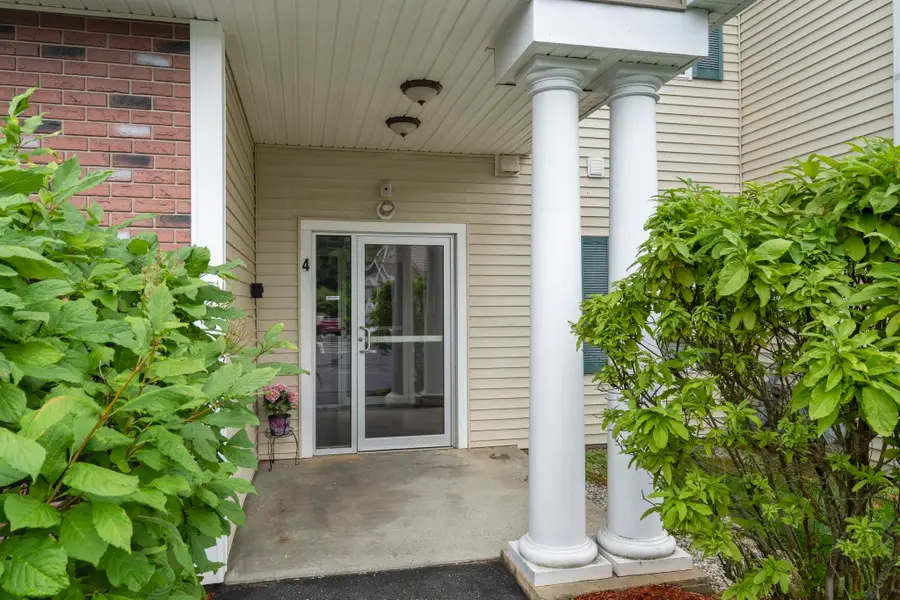 65 Fordway Ext Boulevard #202, Derry, NH 03038 - #2