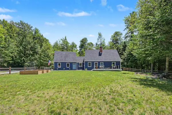 10 Twin Birch Lane, Sunapee, NH 03782