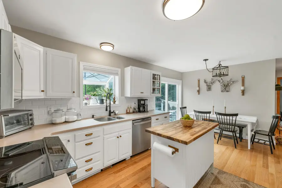 39 Beach Pond Road, Wolfeboro, NH 03894 - #3