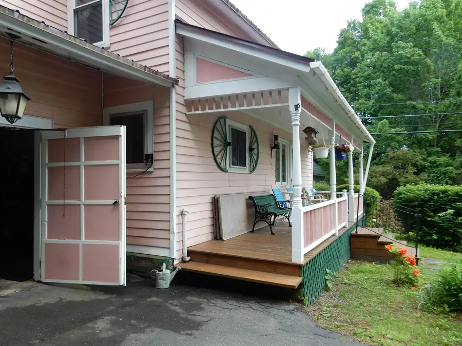 425 West Main Street, Newport, VT 05855 - #2