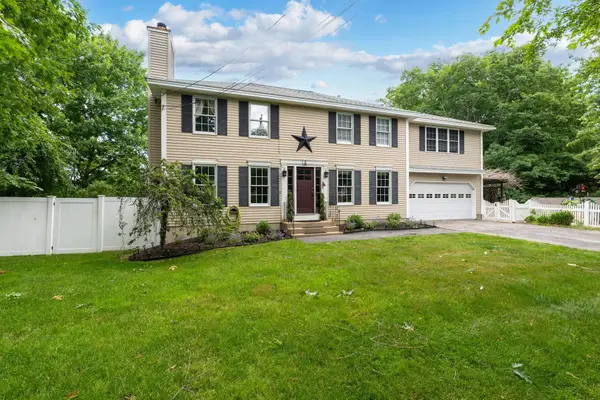 4 Faith Drive, Derry, NH 03038