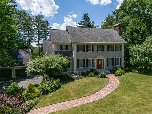 11 Wood Hill Drive, Auburn, NH 03032
