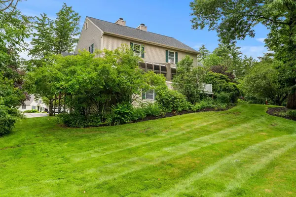39 Bucks Hill Road, Durham, NH 03824