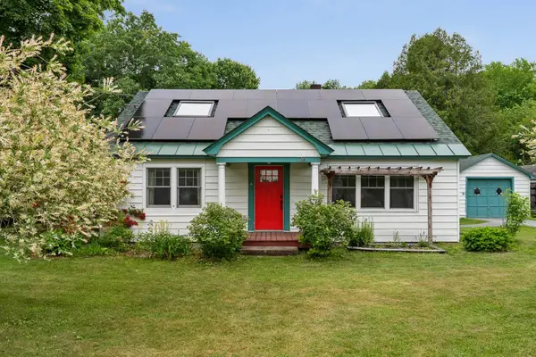 176 Brown's Court, Richmond, VT 05477
