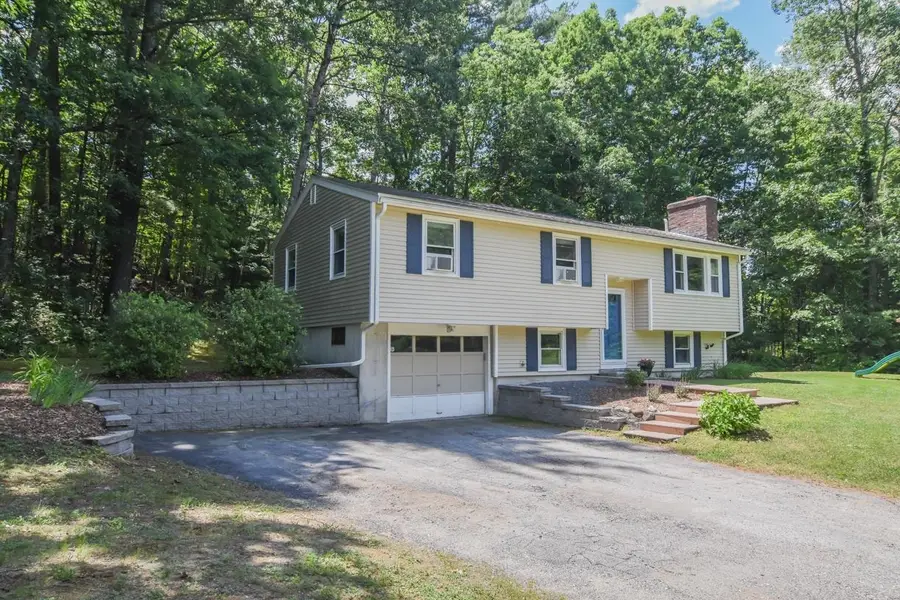 3 Greenleaf Street, Merrimack, NH 03054 - #3