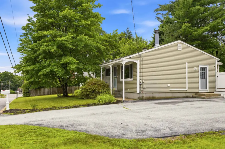 254 Greeley Street, Manchester, NH 03102 - #3