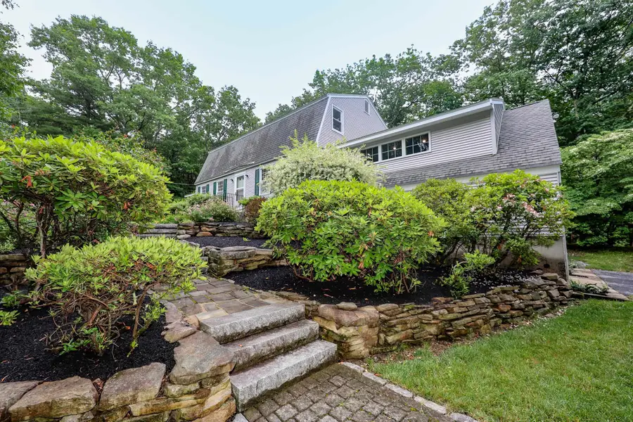 20 Wheaton Drive, Pelham, NH 03076 - #2