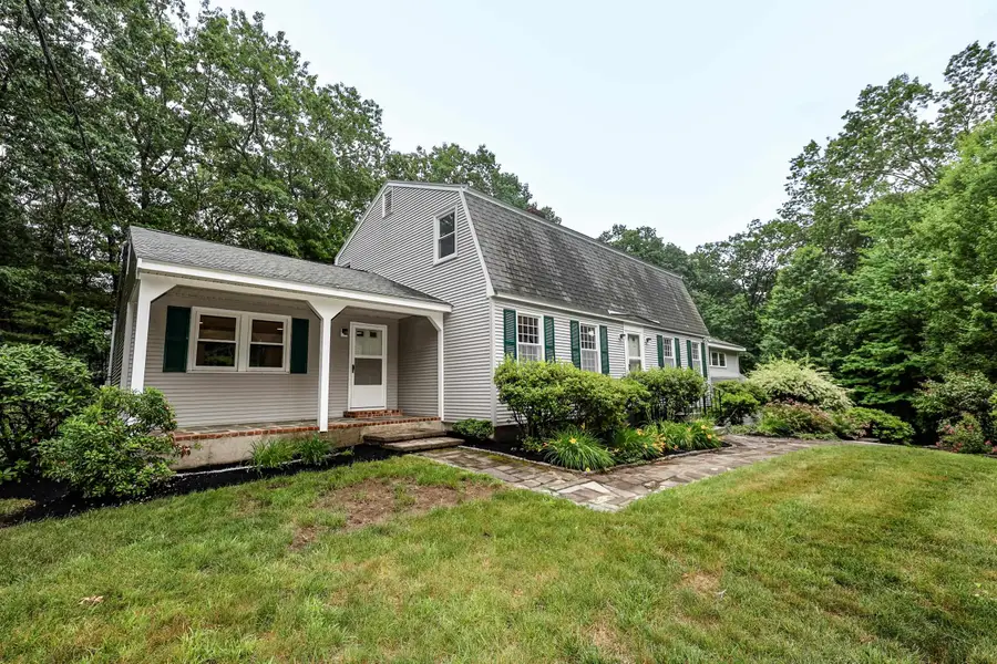 20 Wheaton Drive, Pelham, NH 03076 - #3