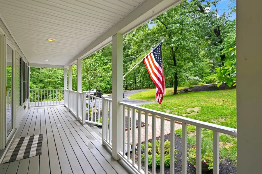 1 Cricket Hill Drive, Amherst, NH 03031 - #3