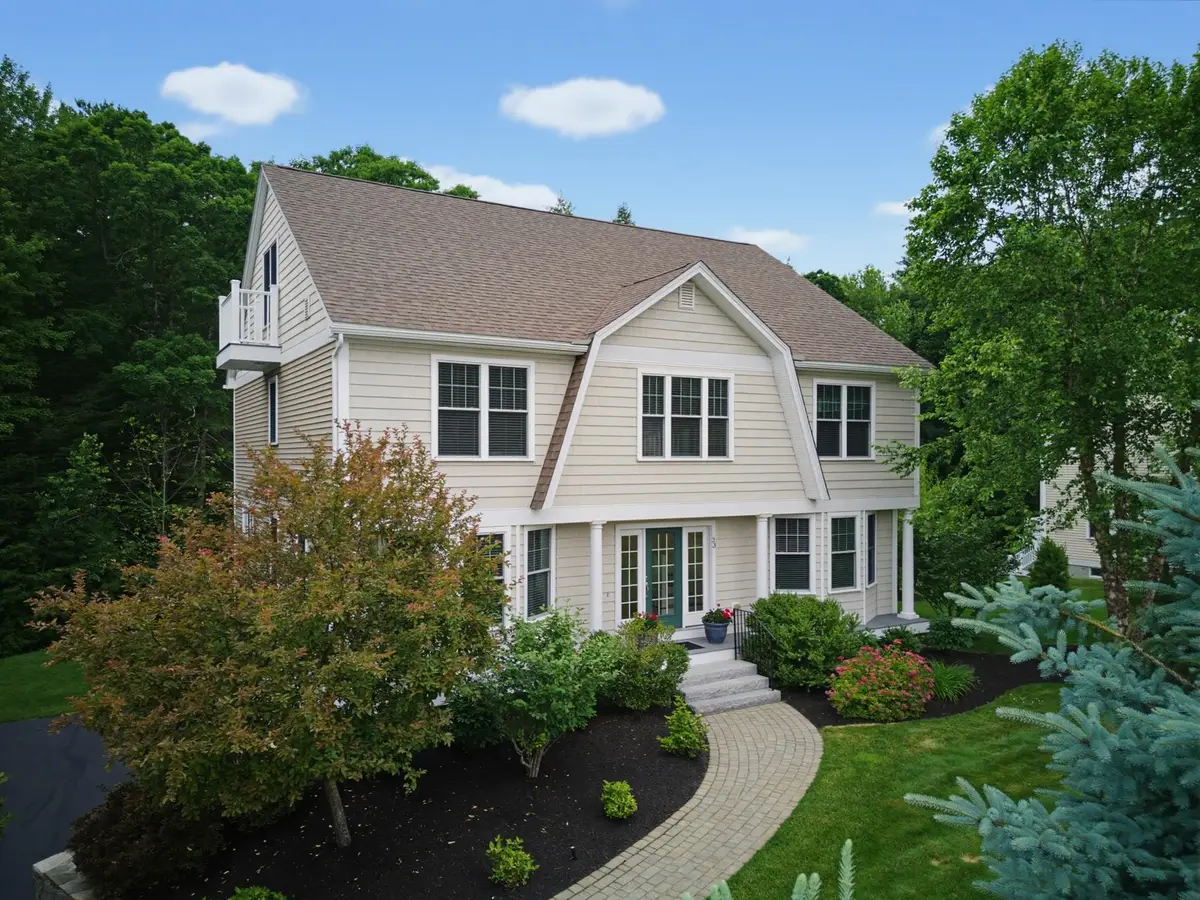 33 Chisholm Farm Drive, Stratham, NH 03885 - #1