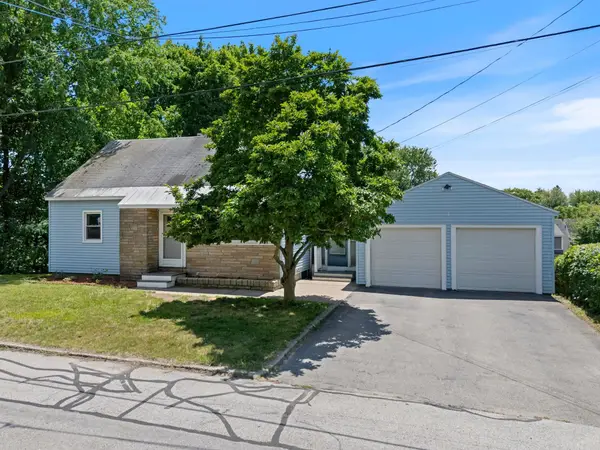 493 Laurel Street, Manchester, NH 03103