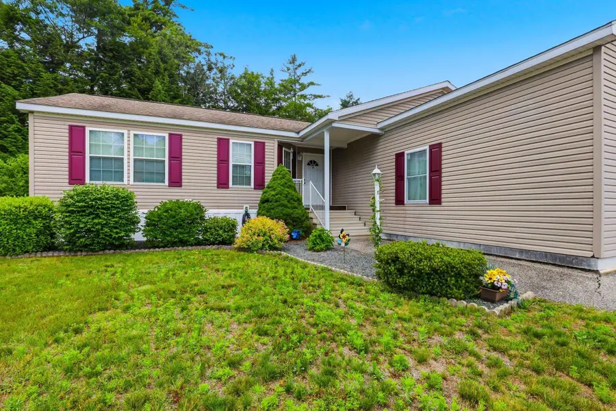 11 Northbrook Drive, Tilton, NH 03276 - #3