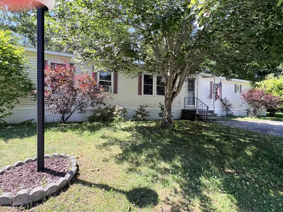 1 Oak Court, Seabrook, NH 03874 - #2