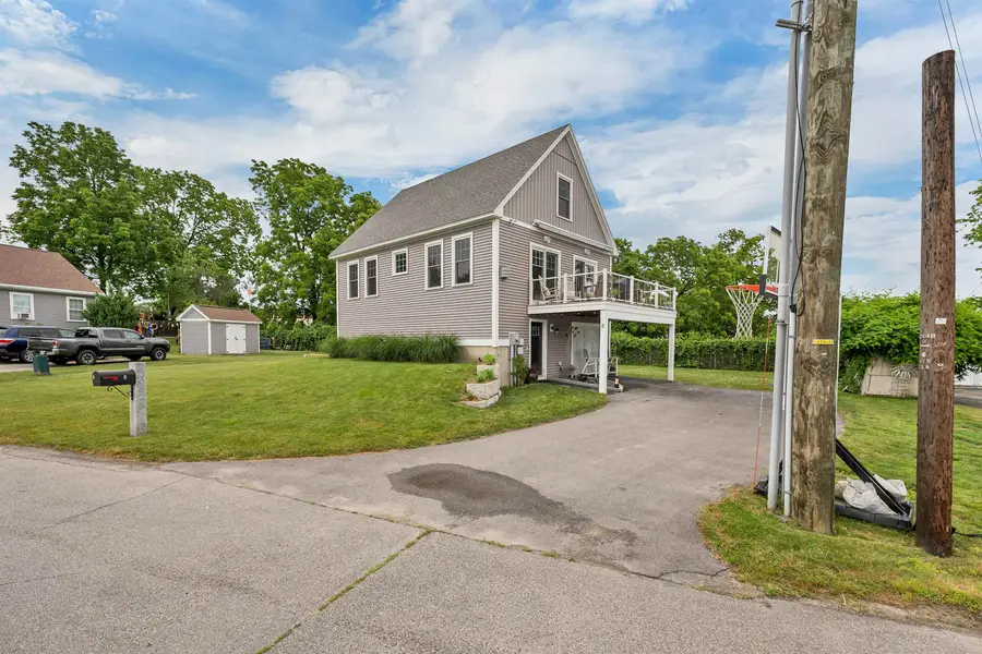 8 Heaphy Lane, Dover, NH 03820 - #3