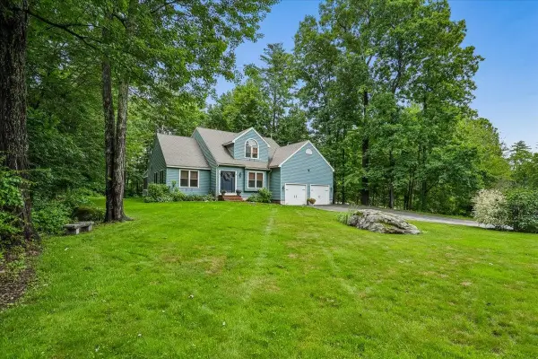 72 Oakmont Drive, Concord, NH 03301