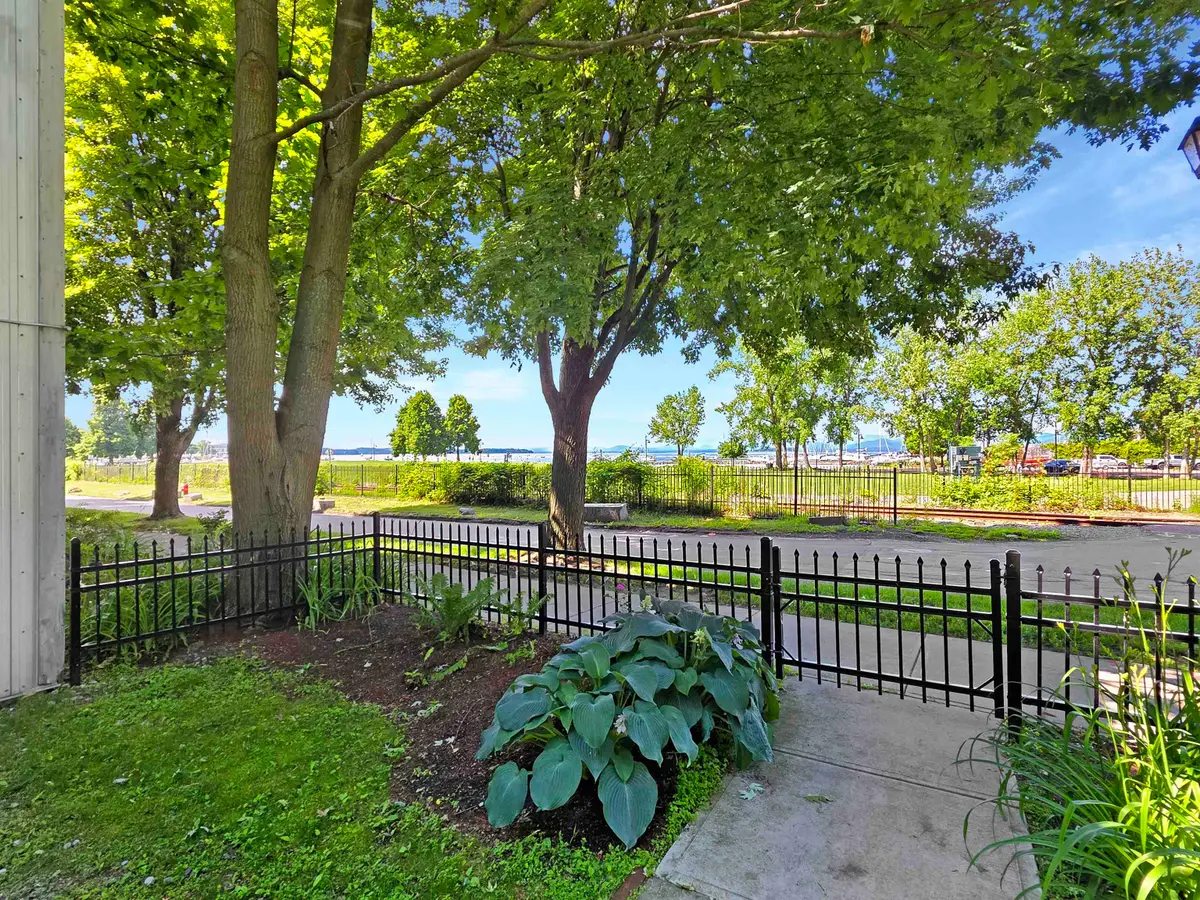 216 Lake Street # 304, Burlington, VT 05401 - #1
