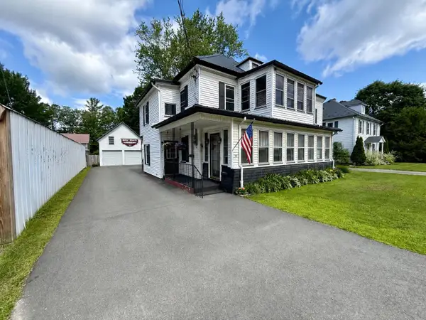 305 Union Street, Newport City, VT 05855