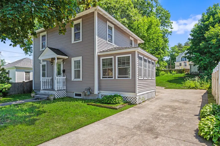 20 Lawndale Avenue, Nashua, NH 03060 - #3