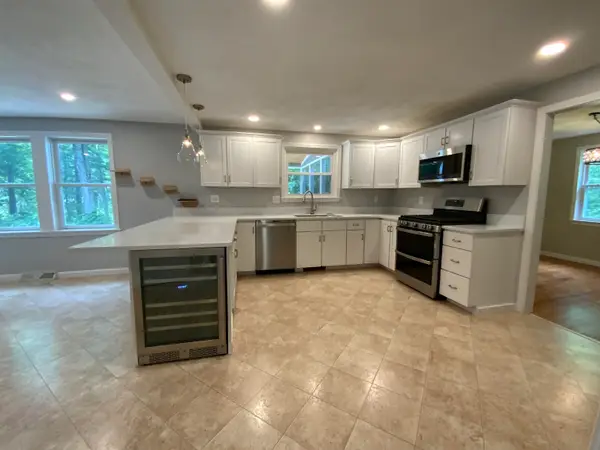20 French Court, Merrimack, NH 03054