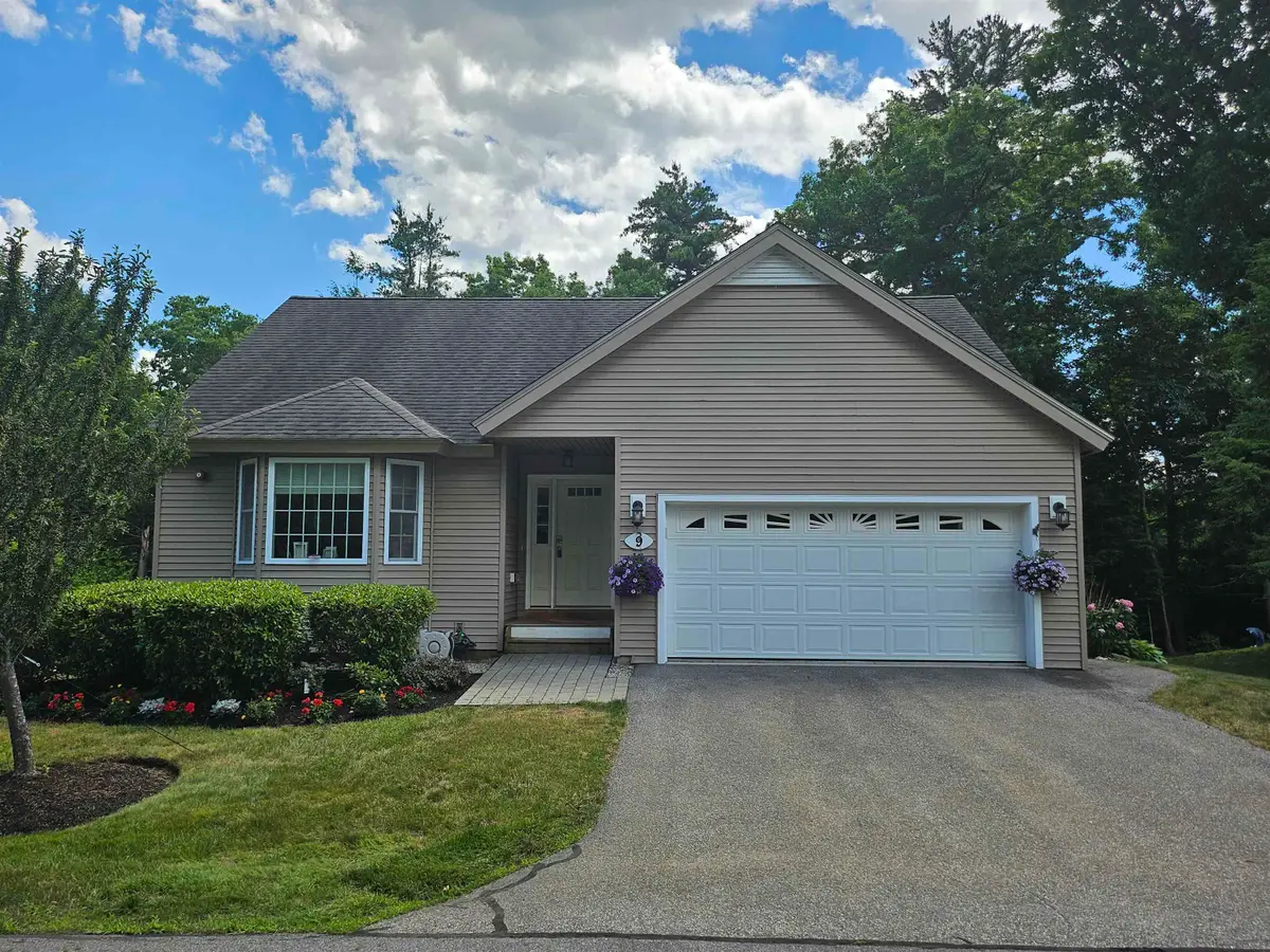 9 Hemlock Drive, Newton, NH 03858 - #1