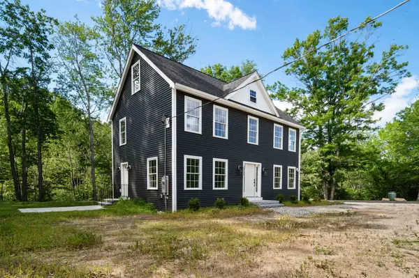 335 Raymond Road, Chester, NH 03036