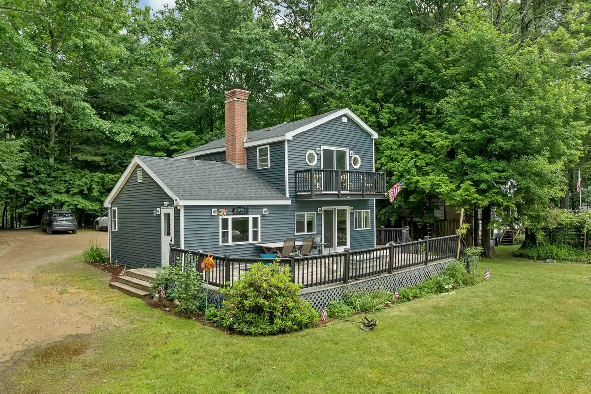 18 W Huntress Pond Road, Barnstead, NH 03225 - #1